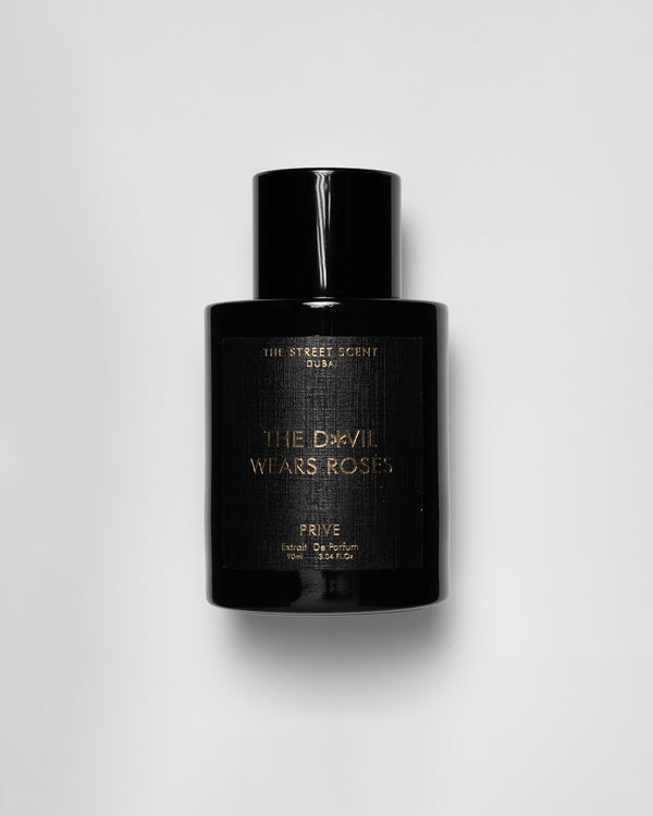 THE D*VIL WEARS ROSES